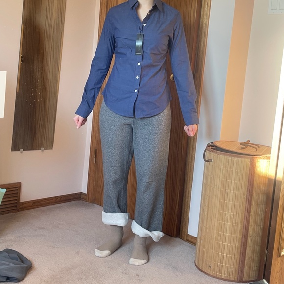 BNWT  Banana Republic Blouse Blue Small - Picture 3 of 3